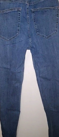 Jamie Jeans - Picture 2 of 5